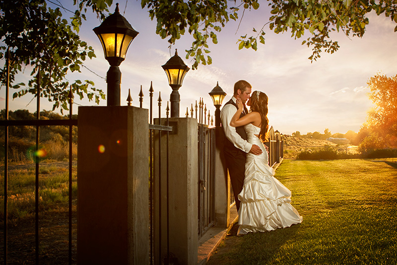 Wedding at the Moore Mansion in Pasco, Washington