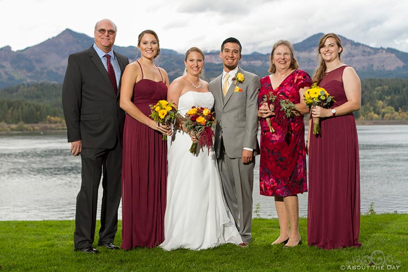 Brides family at Sternwheeler Columbia Gorge & Marine Park
