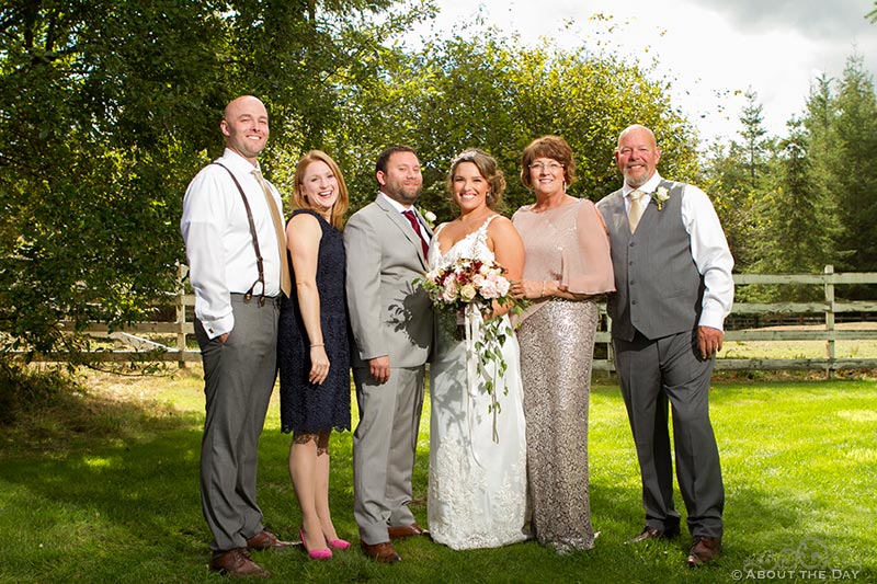 Bride and Groom with her family