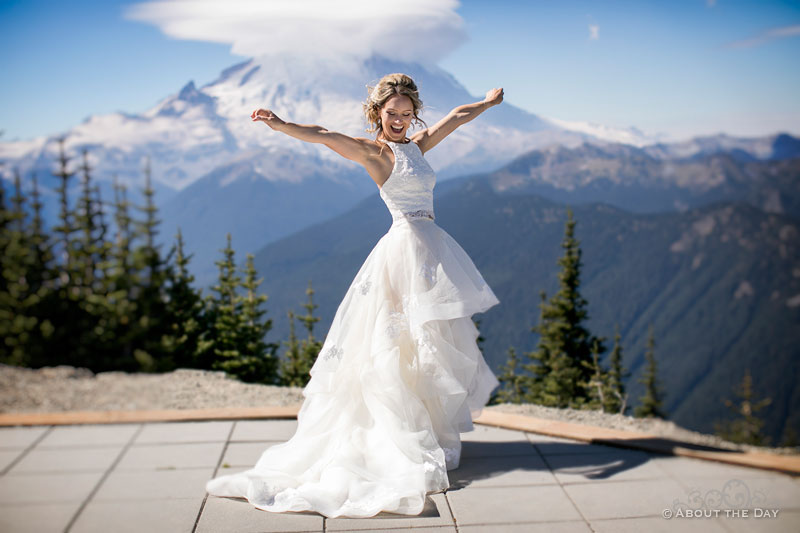 Alex the Bride strikes a powerful pose in front of Mt. Rainer