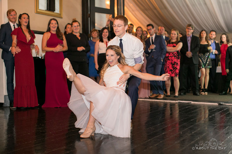 Alex and Andrew have a wonderful first dance on The MV Skansonia