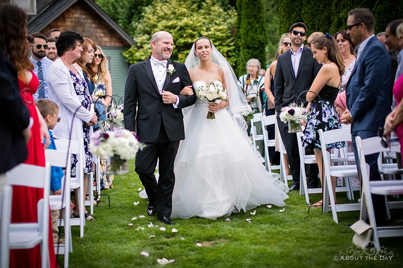 Tori's father walks her down the isle at Green Gates At Flowing Lake