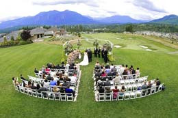 Beautiful wedding overlooking Mt. Si