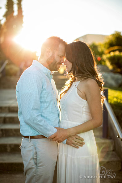 Eric & Ami nussel together during sunset