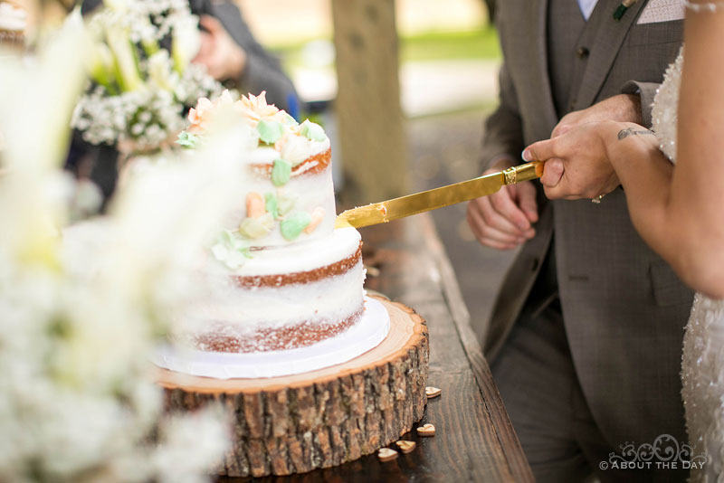 The Cake cutting at The Orchard at Sunshine Hill