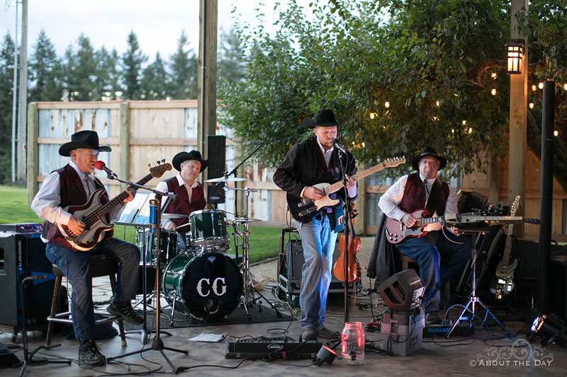 The live music plays for those who want to dance at The Orchard at Sunshine Hill