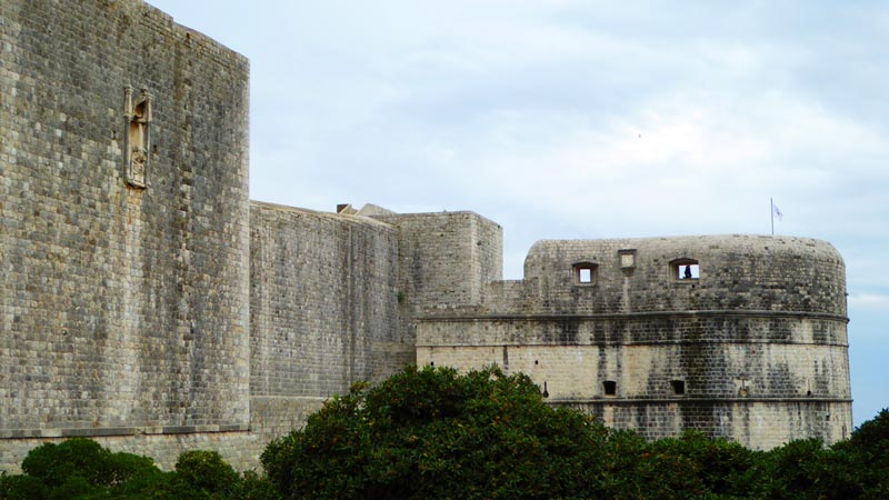 Debrovnik's port side wall