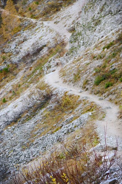 Trail 527 nearing Langkofel Hutt