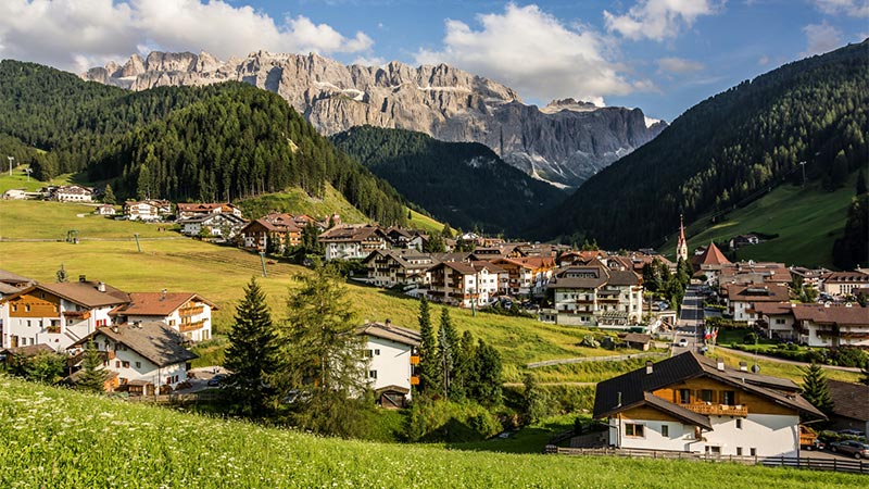 The beautiful alpine village of Selva-Wolkenstein where the hike begins