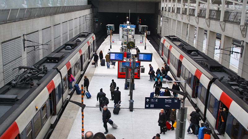 Catching a metro into Paris