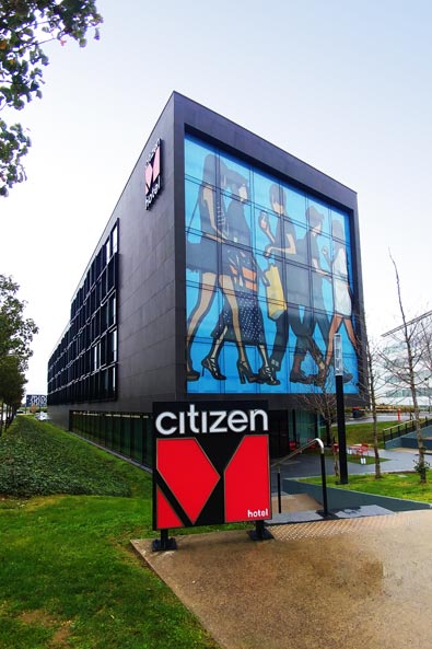 The CitizenM at CDG is a crazy awesome hotel