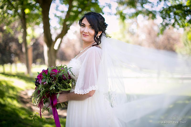 HannahShae with her wedding veil