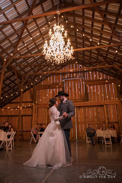 James & Courtney have their first dance at The Barn At Blue Meadows